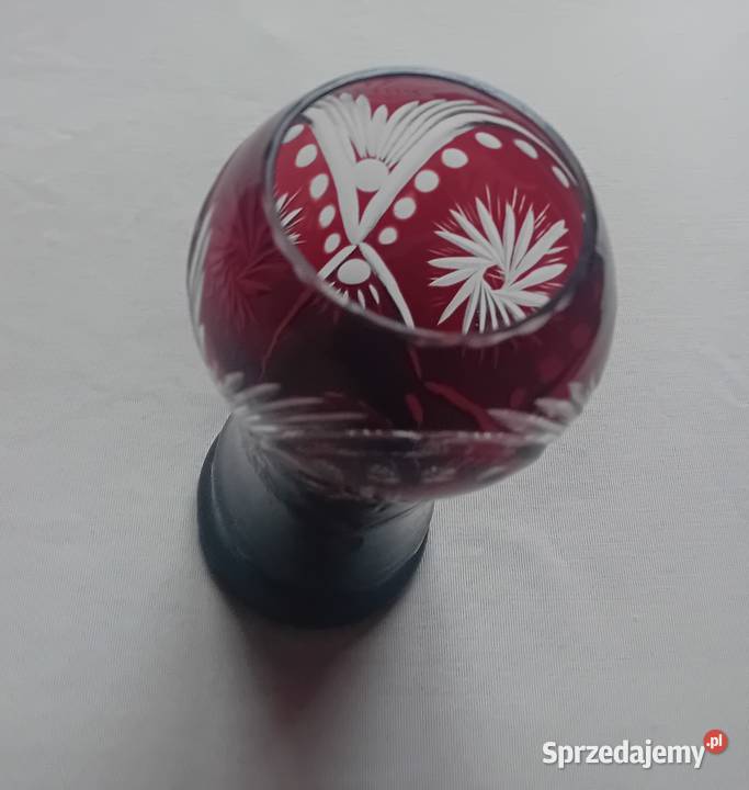 Rubinowy ręcznie szlifowany wazon kryształowy wielkopolskie Koźminek sprzedam