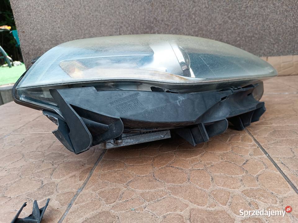 Fiat Croma 2 II fl Lift 0811 Lampa reflektor Częstochowa