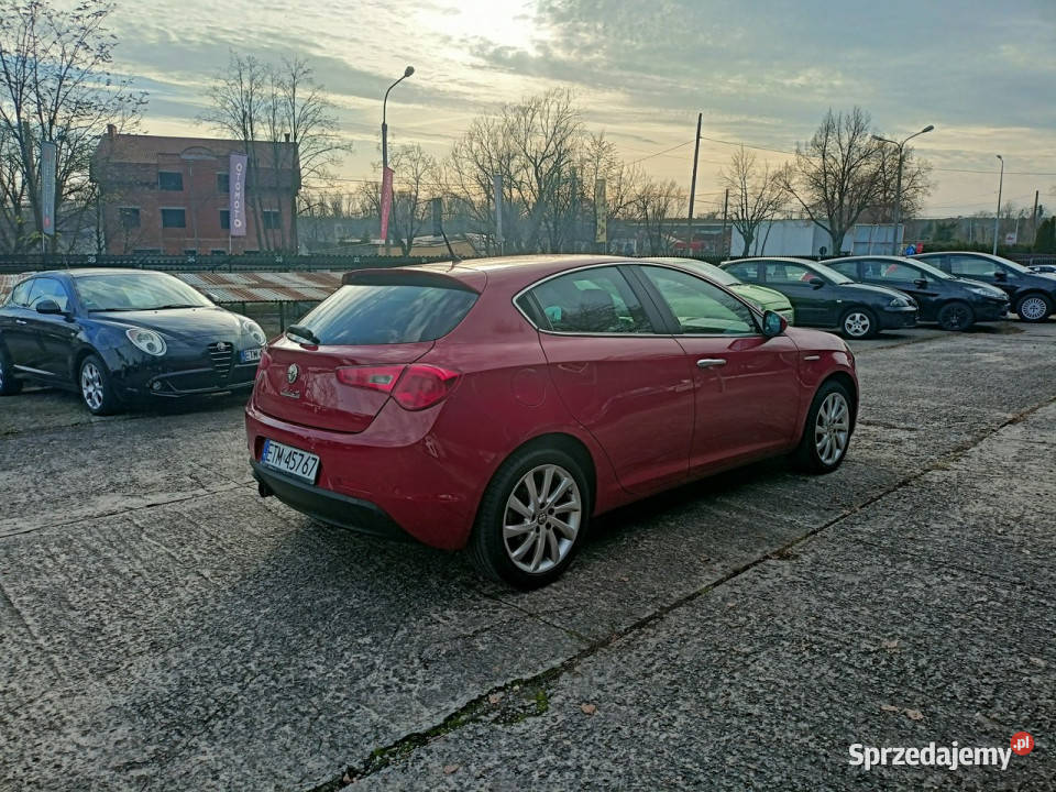Alfa Romeo Giulietta z Niemiec opłatach lakier metallic Giulietta Tomaszów Mazowiecki