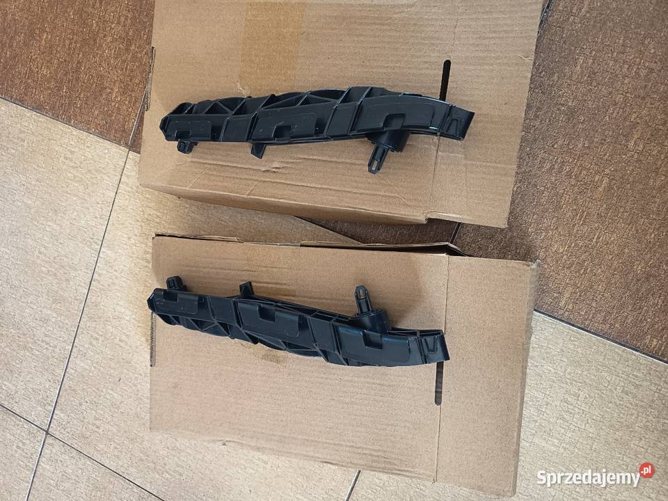 Przednie ślizgi boczne zderzaka Lexus Borów