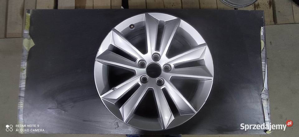 FELGA VOLVO V60 17 Części