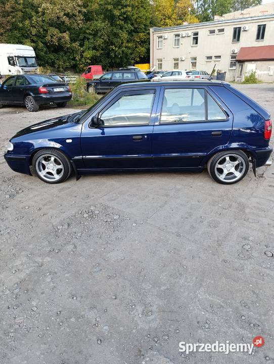 Skoda Felicja bez rdzy gwint gleba niski Gliwice