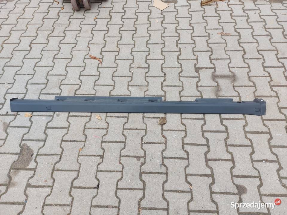 LEXUS RX500H V 5 2023 LISTWA PROGOWA PRAWA Progi