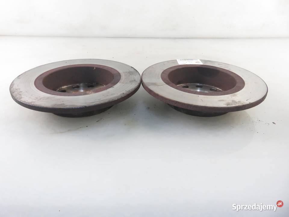 2X TARCZA HAMULCOWA TYŁ VW GOLF V 16