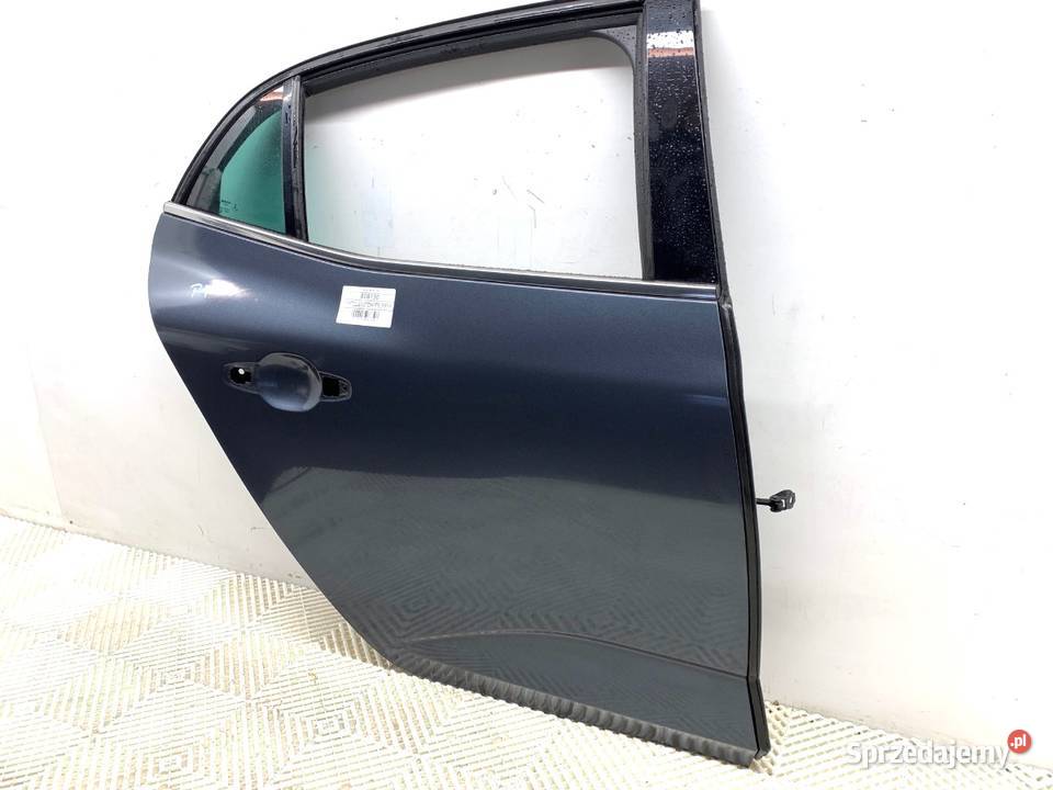 DRZWI PRAWY TYŁ RENAULT MEGANE IV Hatchback osobowe podkarpackie