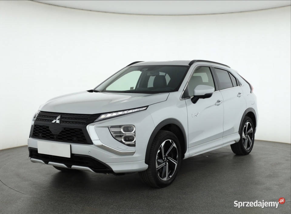 Mitsubishi Eclipse Cross PluginHybrid skórzana tapicerka Piaseczno