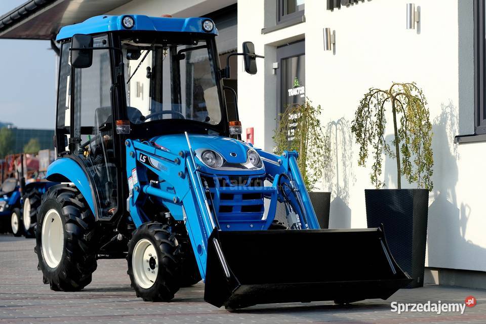 LS Tractor XJ25 MEC 4x4 244 CAB ładowacz czołowy Tajęcina