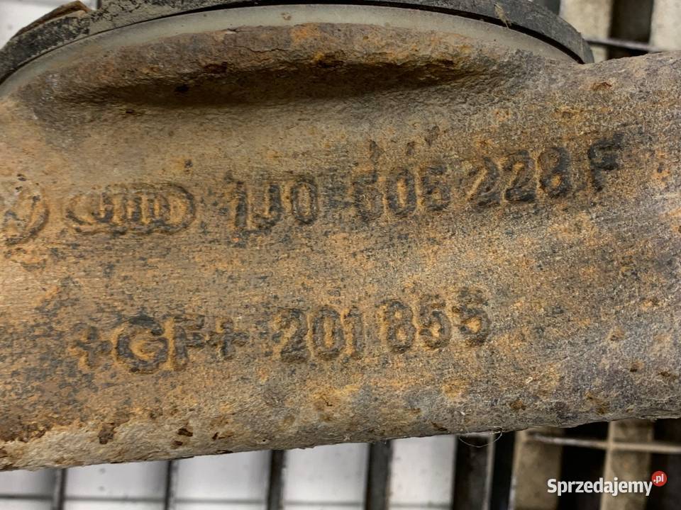 PIASTA ZWROTNICA PRAWY TYŁ SEAT LEON I Hatchback Części samochodowe