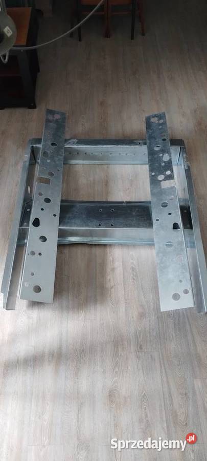 Elementy wzmacniające konstrukcje podłogi Chojnice