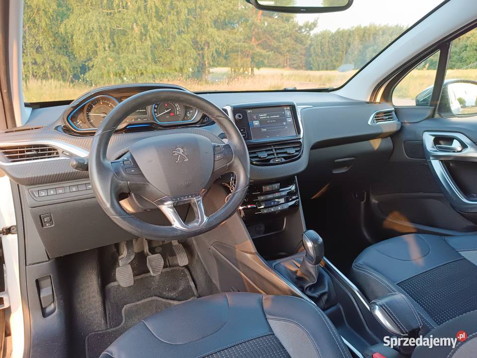 Peugeot 2008 16 eHDi 92 Przebieg 70099 wielkopolskie Turek