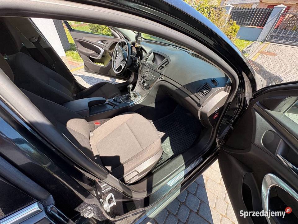 Opel Insignia A Sports Tourer 2010 20 CDTI małopolskie Okleśna