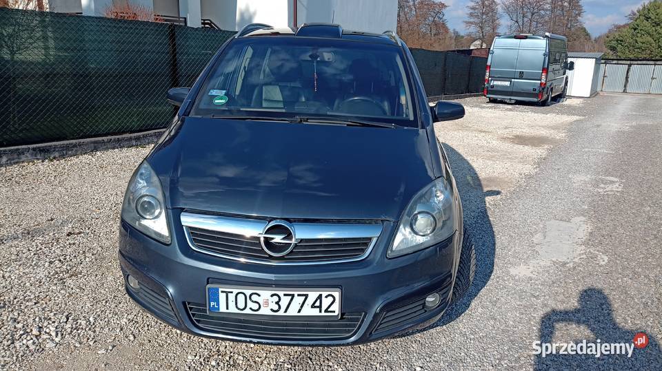 OPEL ZAFIRA B 19 DCI 150 COSMO Ostrowiec Świętokrzyski