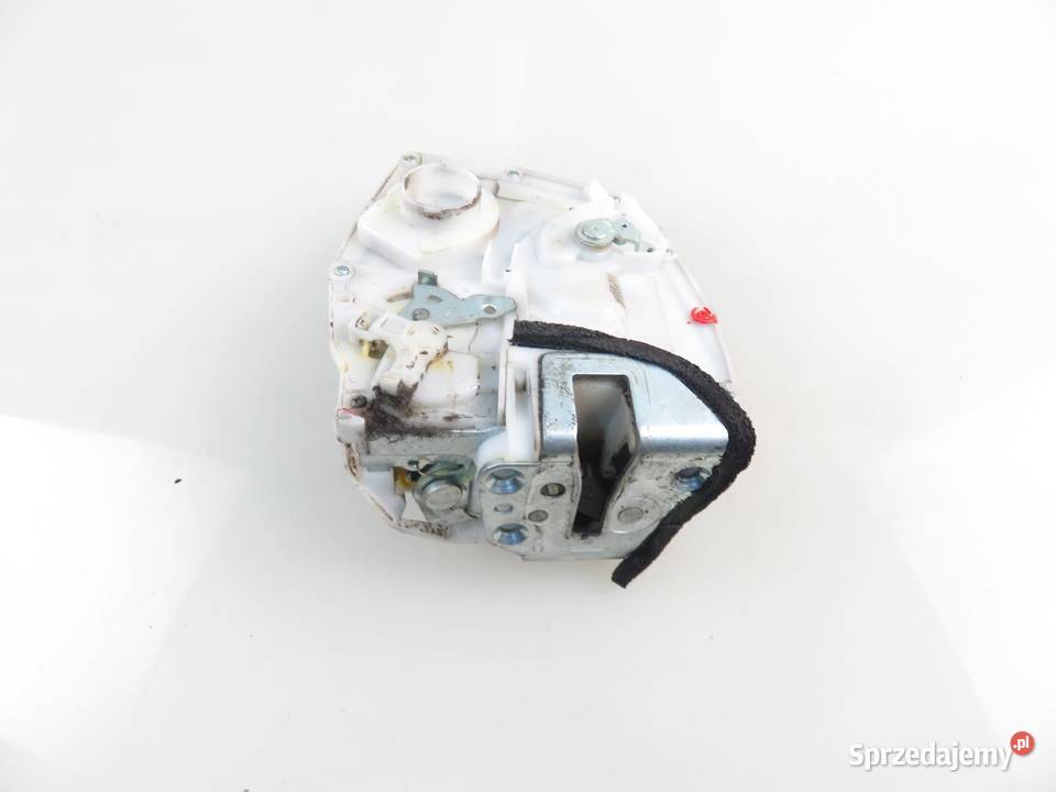 ZAMEK PRAWY TYLNY SUZUKI SWIFT MK6 2 PIN