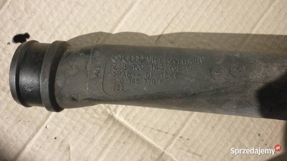 Rura dolot powietrza Golf 4 119 tdi 1J0129609B Części samochodowe Kiszkowo