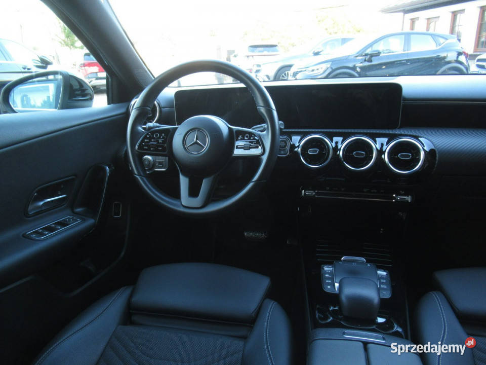 Mercedes A 200 BEZWYPADKOWY Kamera NAVI Full Led elektrochrom. lusterko wst. Warszawa