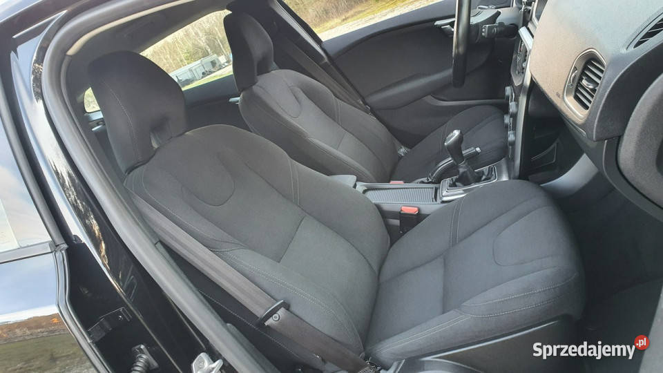 Volvo V40 16 D2 115 Kinetic Navi BiXenon Chmielnik