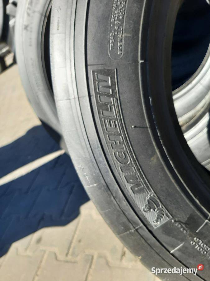 2x Opona używana ciężarowa 20565R175 MICHELIN 205 Zaścianki sprzedam