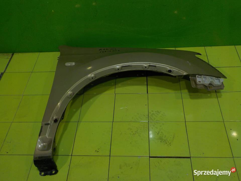 NISSAN QASHQAI J10 I 07r 5D blotnik prawy przod Suków