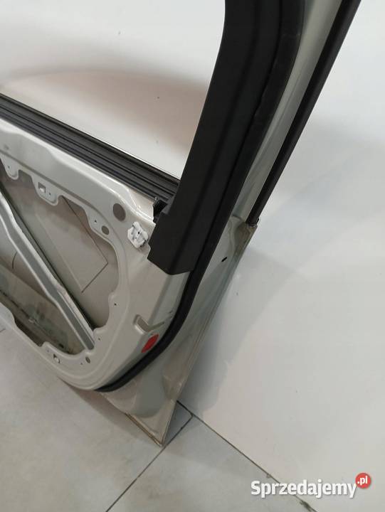 DRZWI PRAWE PRZÓD 72646 S60 III Volvo V60 II sprzedam