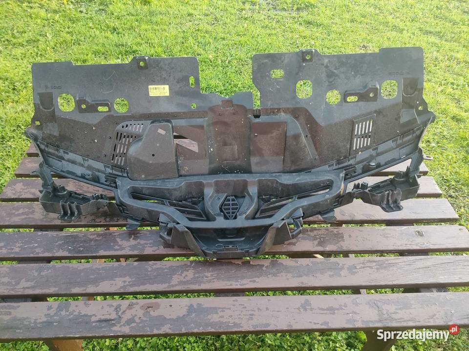 Grill atrapa Renault Clio IV 4 2013 Części Pruszcz Gdański