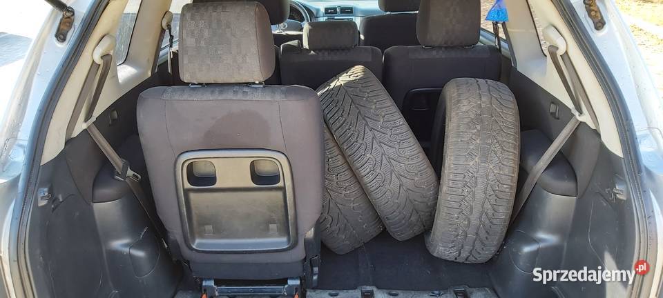 Toyota Avensis Verso D4D 20 7 osobowa kombi hak ESP Zamość sprzedam