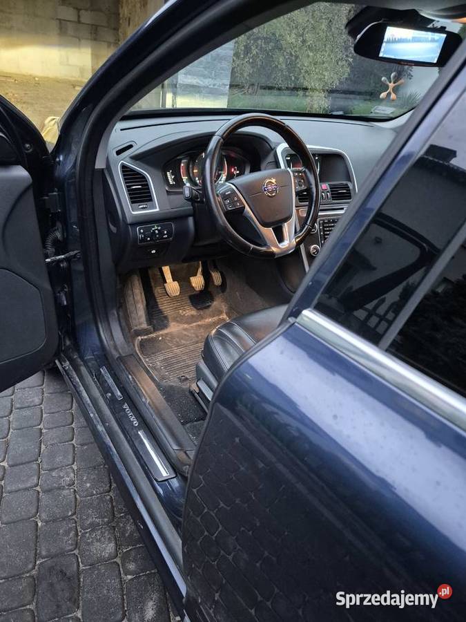 Sprzedam volvo xc60 świętokrzyskie Grzybowa Góra