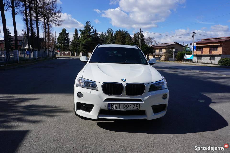 Foto budka ciężki dym love biały dywan światło Tarnów