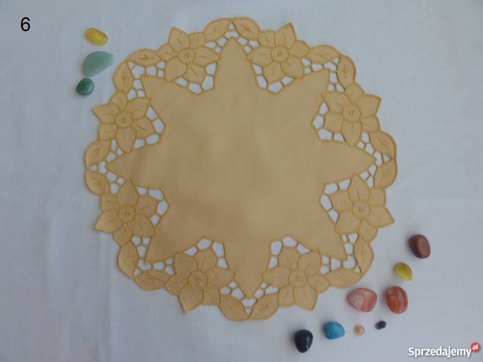 Serwetki kolorowe złote wyszywane haft Richelieu Lublin