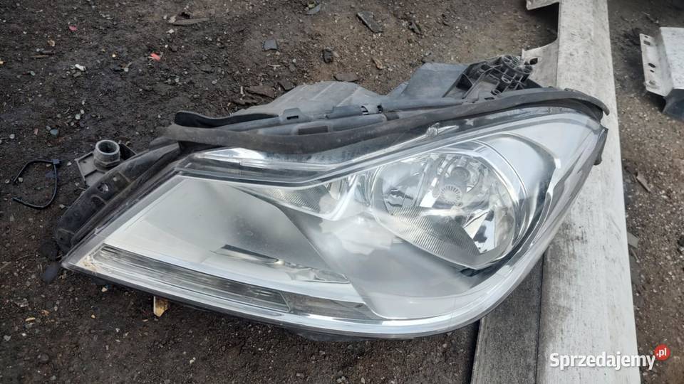 Reflektor lampa tradycyjna halogenowa lewa prawa Książ Wielkopolski