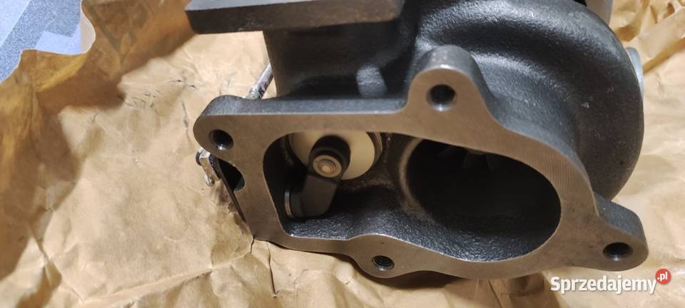 Turbospręzarka Newholland 4895271 do TL100A Układ wydechowy Białystok