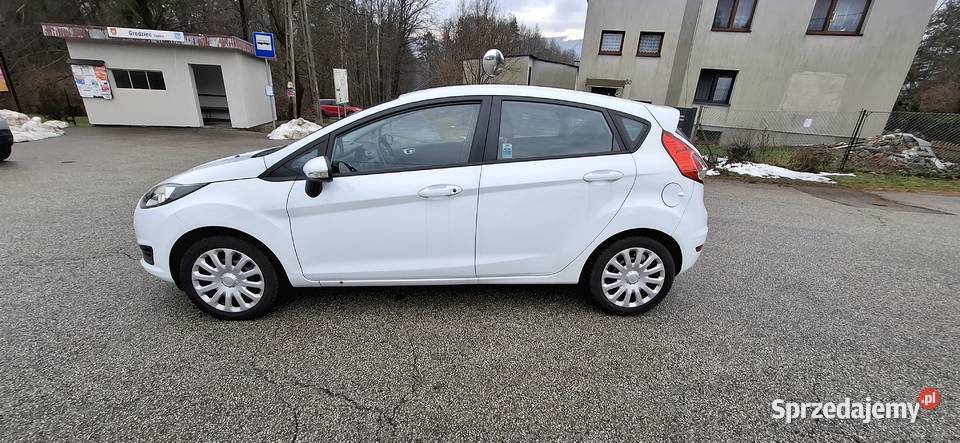 Ford Fiesta 2015 Salon Polska 2015r nieuszkodzony śląskie Skoczów