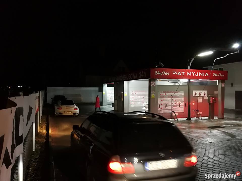 Myjnia bezdotykowa piana XXL Mycie i sprzątanie pojazdów Wrocław
