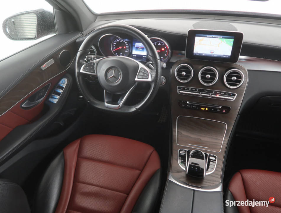 Mercedes GLC Coupe 300 skórzana tapicerka