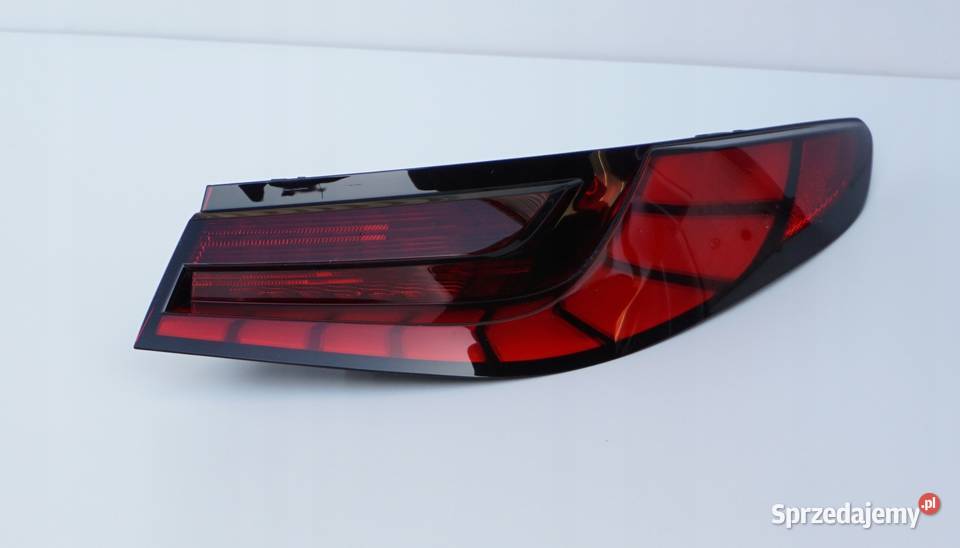 LAMPA TYLNA PRAWA TYŁ INFINITI QX55 Prawe Nowy Tomyśl