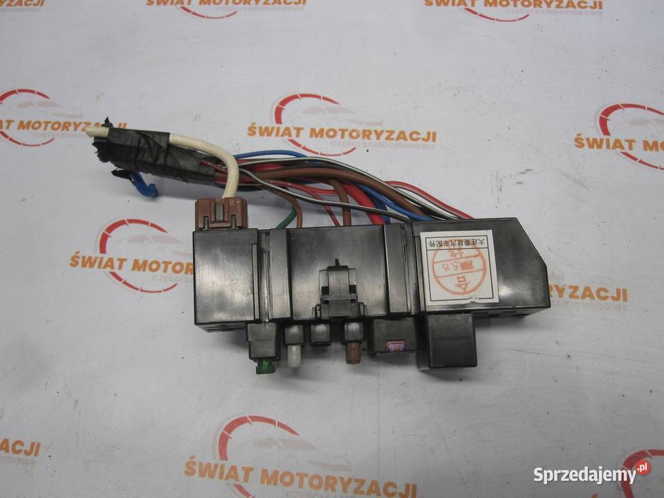 OUTLANDER LIFT II 11r skrzynka bezpieczników Kielce sprzedam