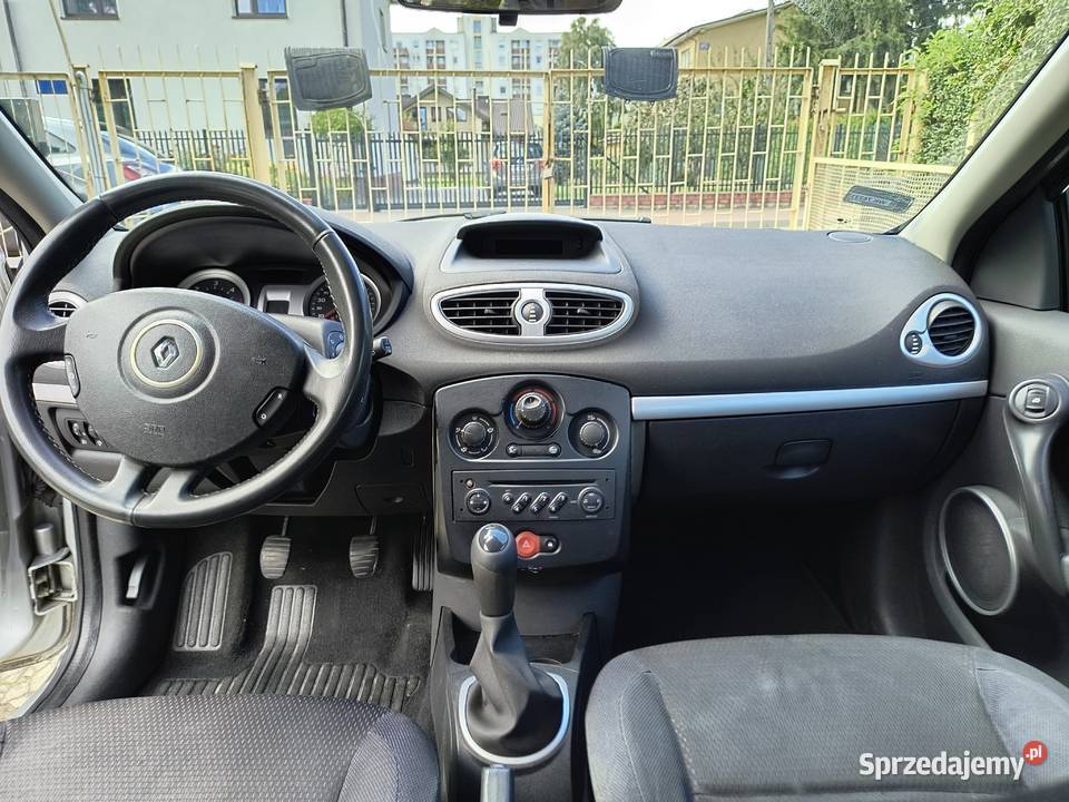 Renault Clio III 15 dCi 86 2006 oszczędny diesel manualna Warszawa