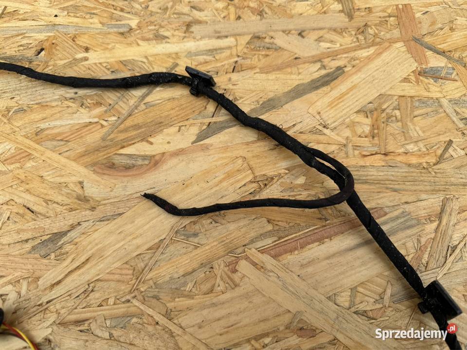 Instalacja wiązka PDC czujników parkowania na 4