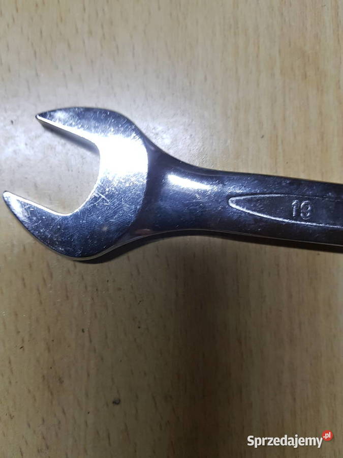 Klucz płasko oczkowy 19 mm stal chromowowanadowa Głogowa sprzedam