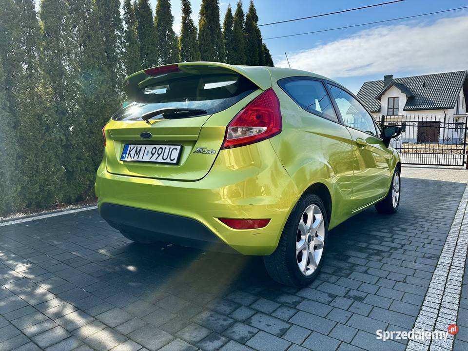 Ford Fiesta 14 benzyna niski przebieg Wszystko
