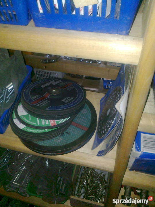 Artykuły przemysłowe likwidacji sklepu Izbica