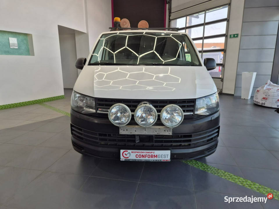 Volkswagen Transporter Volkswagen Transporter T6 garażowany Volkswagen
