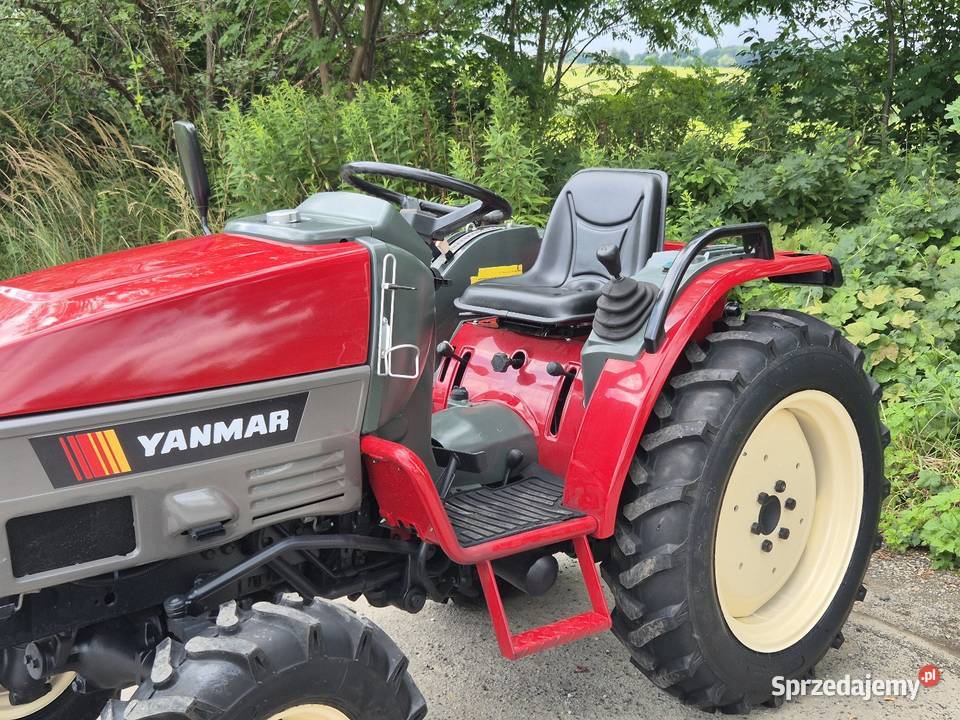 Traktorek traktor YANMAR F180D 18 44