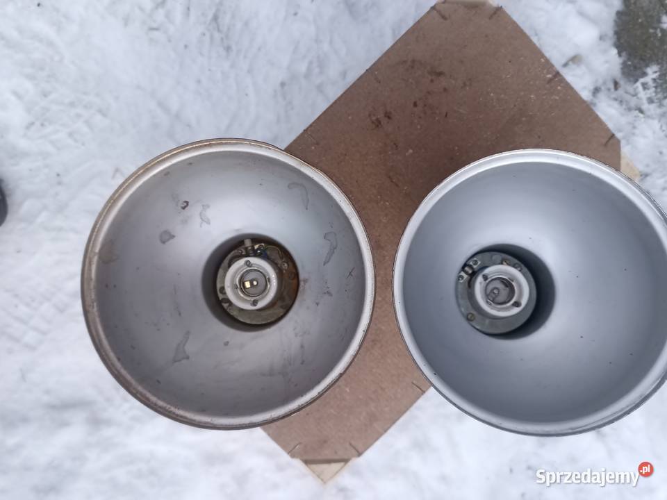 Lampa wojskowa magazynowa przemysłowa