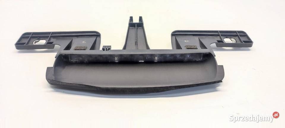 VOLVO S80 TRZECIE ŚWIATŁO STOP 8635070