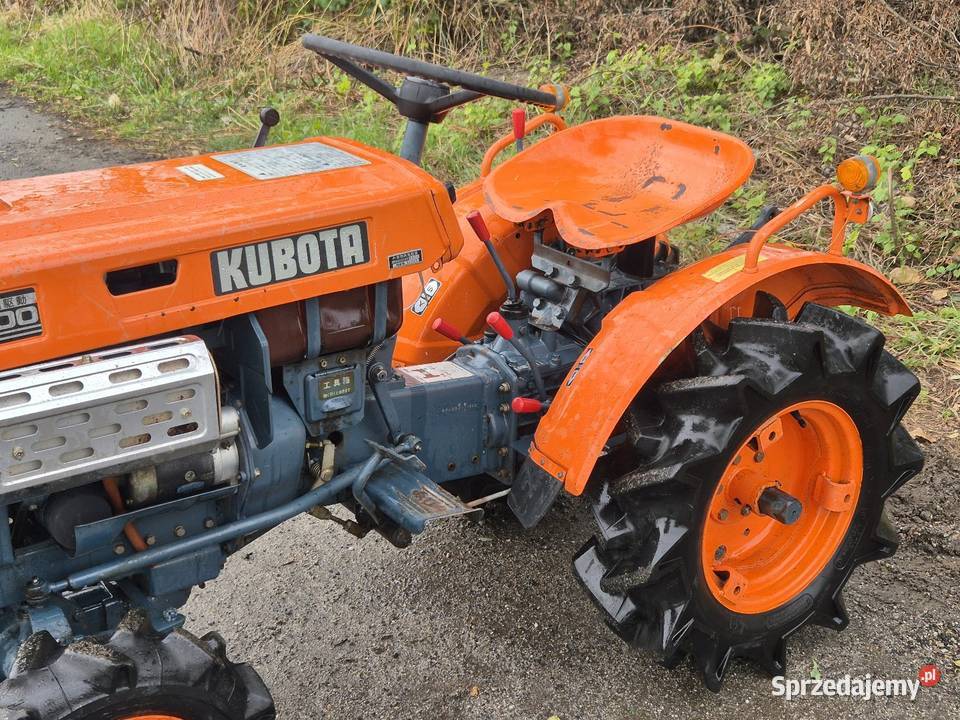 Traktorek traktor KUBOTA B5000D 9 44 Małuszyn