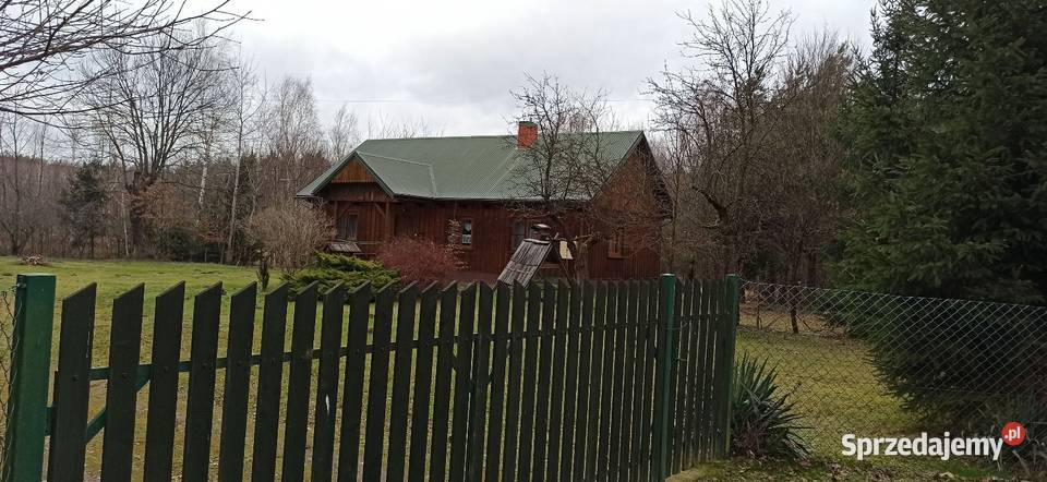 Sprzedam dom drewniany do zamieszkania siedlisko