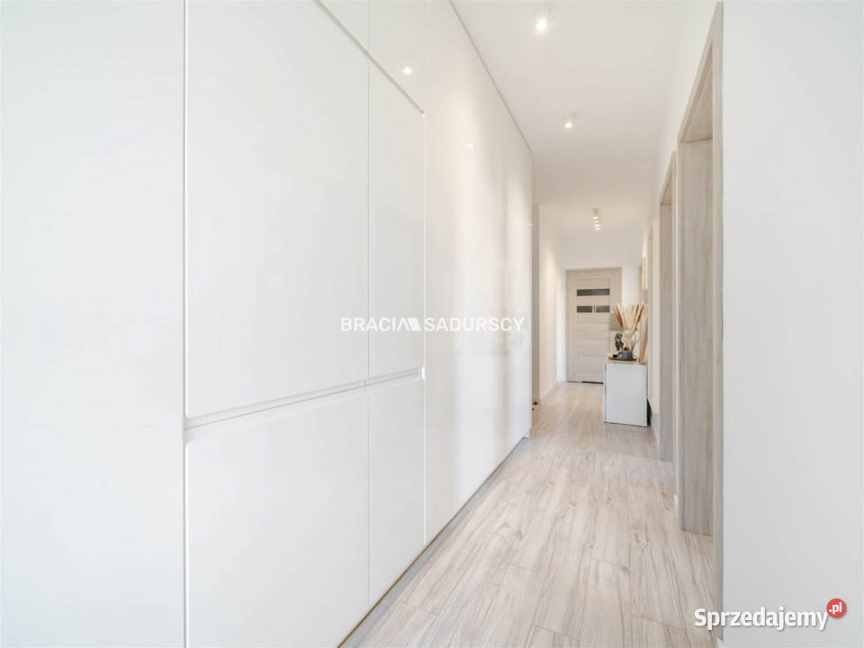 Mieszkanie Kraków Czerwone Maki 65m2 4 pokojowe