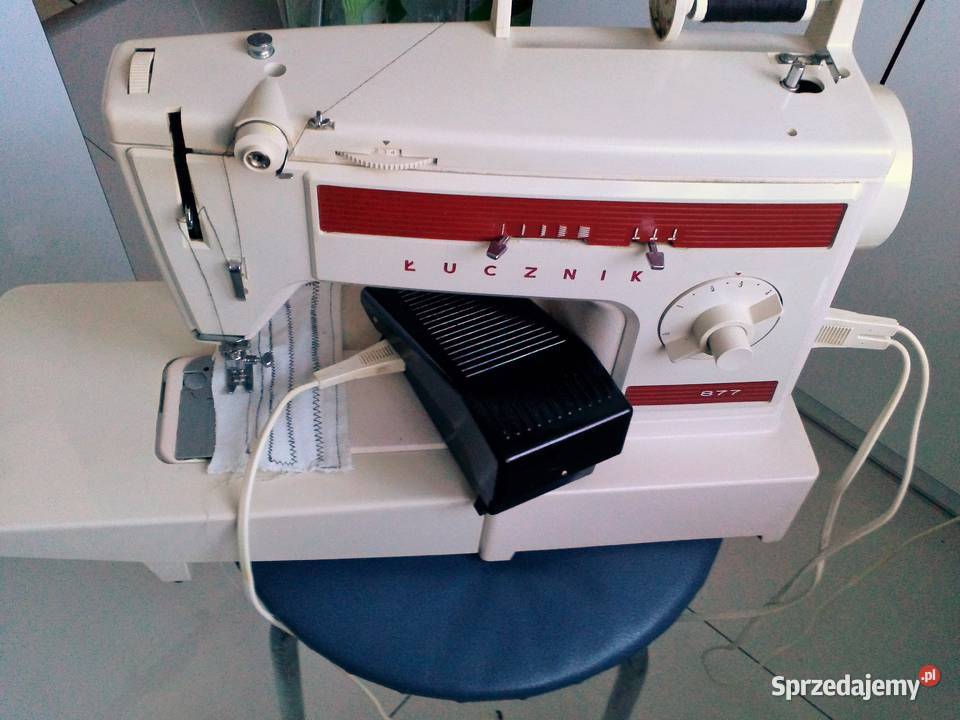 Maszyna do szycia Łucznik 877 sprawna Mielec sprzedam
