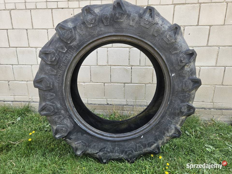 Pirelli 136 R28 Opona rolnicza Pawliczka