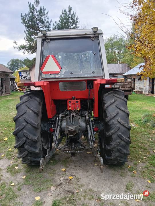 Masseyy Ferguson 675 Zabiele